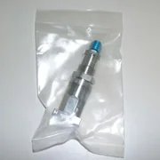 NEW AMAT 3870-05201 Ham-Let HMS20 Surface Mount Gas Valve C-Seal