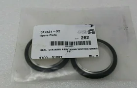 NEW LOT 2 AMAT 3700-01087 SEAL CENTER RING ASSY NW40 W/VITON ORING SST
