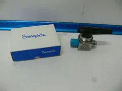 NEW Swagelok SS-45VCR8 Metal Gasket Ball Vale 12Cv Male