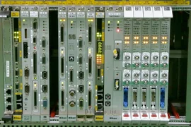 NIKON used 4S065-130 4S008-178 4S008-164 missing backplane cover SEM-I-1605=P21