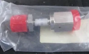 NOVELLUS  10-120295-61    TUBE ASSY,SPOOL,M-F,L=1.61&quot;