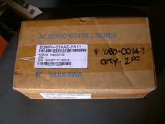 New Yaskawa Servopack SGMPH-01AAE-YA11 , SGDH-01AEYA11 Appied Matrl # 1080-00143