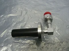 Novellus 16-029857-00 Evaporator Top, Swagelok 316LV Micro-Fit, 1/2" VCR, 452268