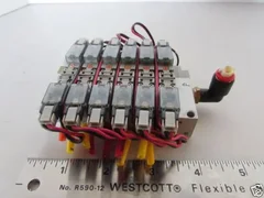 SMC 12 Valve Pneumatic 24VDC SY114-5MOU Manifold LAM LRC 839-801282-001 REV. E1