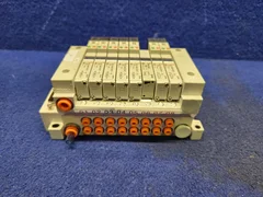 SMC 8-SLOT PNEUMATIC MANIFOLD, AMAT 0190-23114 VV5Q11-08-DAJ00314