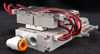 SMC LAM 853-470374-002 Pneumatic Valve Manifold Assembly +6x SY114-5MOZ