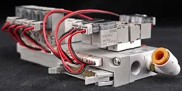 SMC LAM 853-480347-002 Pneumatic Valve Manifold +4x SY114-5MOZ +4x SYJ314M-5L0Z