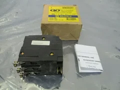 Square D QOB3205237 Circuit Breaker, 20A, 3 Pole, AMAT 0680-01353, 452346