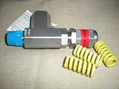 Swagelok PRV SS-4R3A5 1/4FPT x 1/4MPT