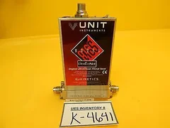 UNIT Instruments UFC-8165 Mass Flow Controller AMAT 3030-10989 100cc O2 Used