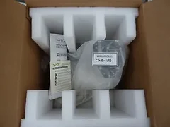 VAT 65040-PHHC-AQU1 Pneumatic Control Pendulum Valve AMAT 3870-04915 New