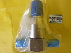 Veriflo 45700354 Micro Pressure Regulator SQ2MICRO302PFSMM AMAT 3870-00130 New