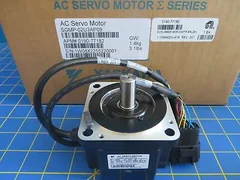Yaskawa SGMP-02U3AP09 Servo-Motor 200W 200V - AMAT 0190-77182 Scrubber SERVOMTR