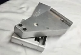 AMAT 0010-17392	HINGE ASSY, LEFT CHAMBER, 300MM, IA