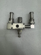 Applied Materials 0040-06796 MANIFOLD BLOCK, BARATRONS/SW/BYPASS, CWX AMAT