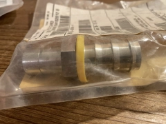 Applied Materials 3300-04350 Swagelok Pushlok 3/4T 3.14L Adapter