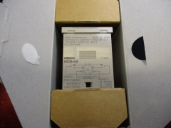Applied Materials (AMAT) 1200-90167 Omron H3CR-A8 RELAY-POWER ON DELAY