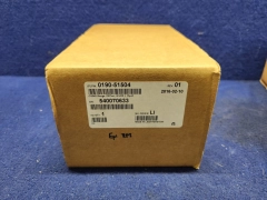 Applied Materials P/N: 0190-51504 Baratron Transducer CG045 Gauge 100 Torr 8-VCR