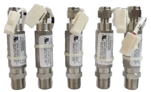 Gem Sensors 255536 FS-380 Flow Switch AMAT E65001343 Lot of 5 New