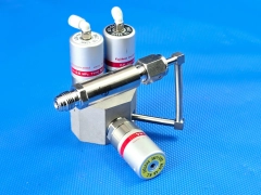 LAM RESEARCH Fujikin Pneumatic Valve Manifold 796-029684-321