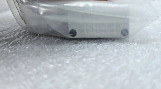 Lam Research Gas Line Block 220-32211-000 R11 Gas Fitting ,Unused,Mexico+97192