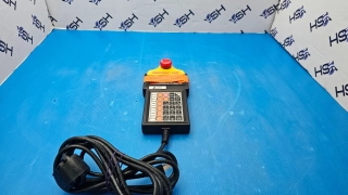 LAM RESEARCH TEACH PENDANT 27-326390-00 REV B TT2301R2-1-NES-LAM