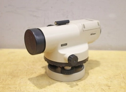 Nikon Auto Level AE-7 Surveying Equipment 0311A25