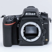 Nikon D750 DSLR Body | 6,000 Shutter Count | 1-Month Warranty |Battery & Charger