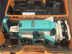 Nikon DTM-330 Total Station With Battery And Case AS IS Untested But Could Work