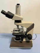 Nikon LABOPHOT-2 Binocular Microscope 437934 w/ 10x Eyepieces 10x 40x Objectives