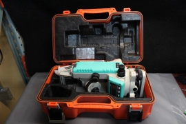Nikon NE-101 Digital Survying Theodolite Construction with case *AS IS*