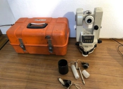 NIKON NE-20C Electronic Digital Theodolite Surveying Angle Measurement
