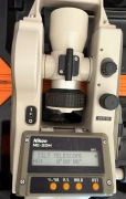 Nikon NE-20H Electronic Digital Theodolite W/ Case – Very Clean, Fully Working