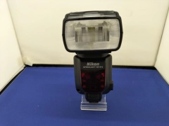 Nikon SB-910 Speedlight Flash Used