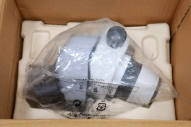 NIKON Stereo Microscope NIB SMZ645 Zooming Body OPT-I-981=6A44