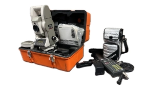 NIKON Theodolite DTM-A10 SURVEYING TRANSIT and DR-2 and Case