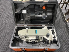 NIKON Total Station DTM-A20 LG w/case in EXCELLENT Condition