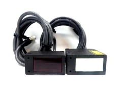 Omron Z4LC-S28 Parallel Beam Line Transmitter and Receiver Set Nikon NSR Working