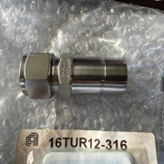 Parker 16TUR12-316 A-lok Tube End Reducer 1in X 3/4in Stainless Fitting Amat