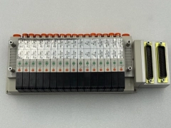 SMC SS5V1-DUT00855 AMAT 0190-54823 16 24VDC Solenoid Valves On Manifold Used